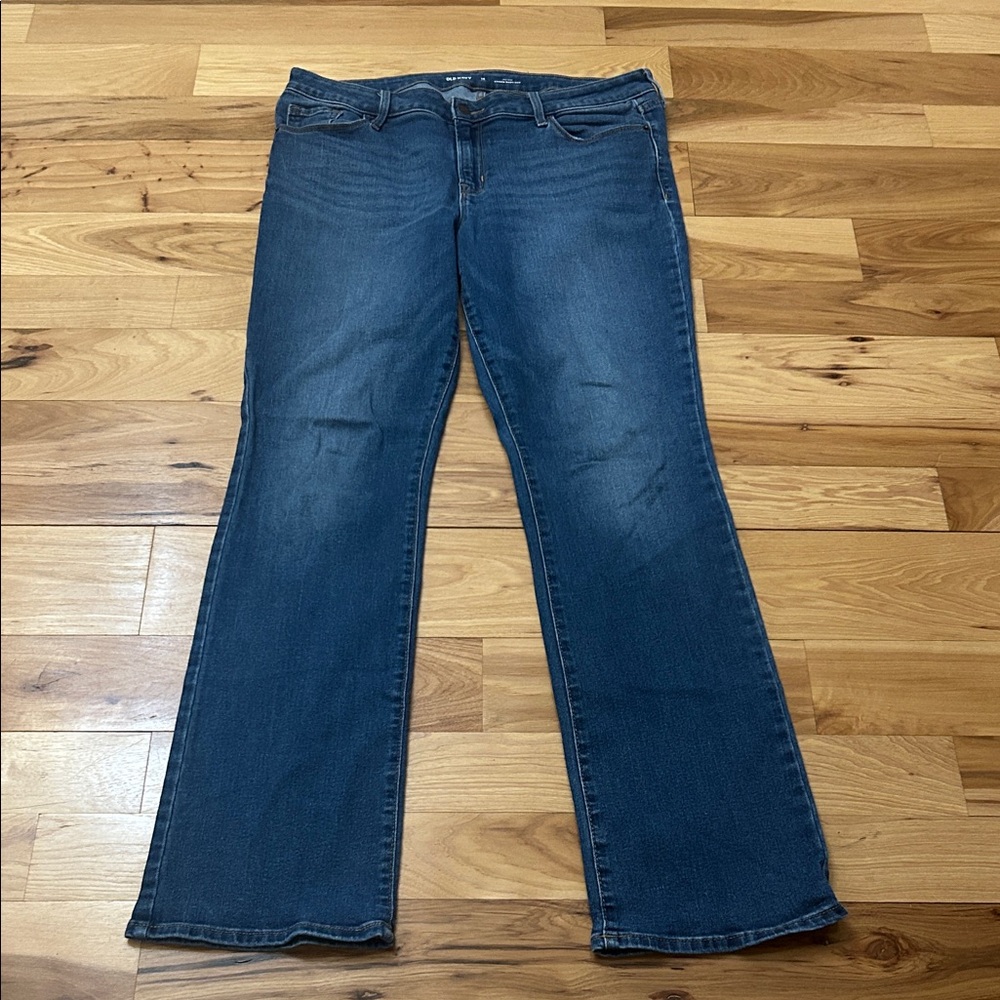 Old Navy Mid-Rise Women’s Kicker Boot-Cut 14 Long. (B-14)